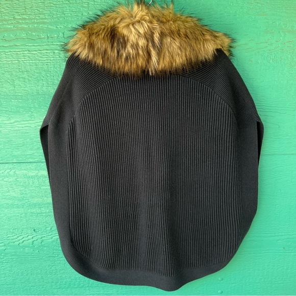 MICHAEL KORS ANGORA BLEND FUR COLLAR BUCKLE SWEATER NAVY BLUE SIZE MEDIUM - Picture 13 of 14